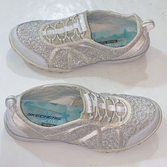 Skechers Relaxed Fit Air-Cooled Memory Foam SN 23032 Silver Grey  Shoes Size 9US - Picture 1 of 10